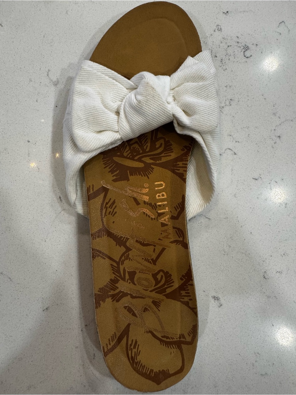 Chic Cream Bow Sandals